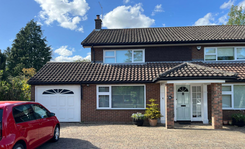 c921d95b fda5 4f3f 834e 2e1271520acc