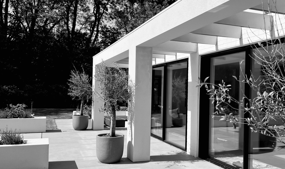 37248CA2 252C 4775 9B83 EA48E3DE2A8E 1 201 a